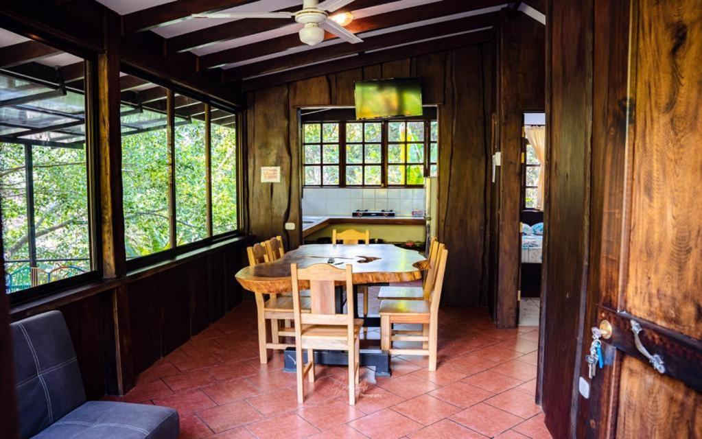 Flor De Paraiso Bungalows Montezuma Exterior photo