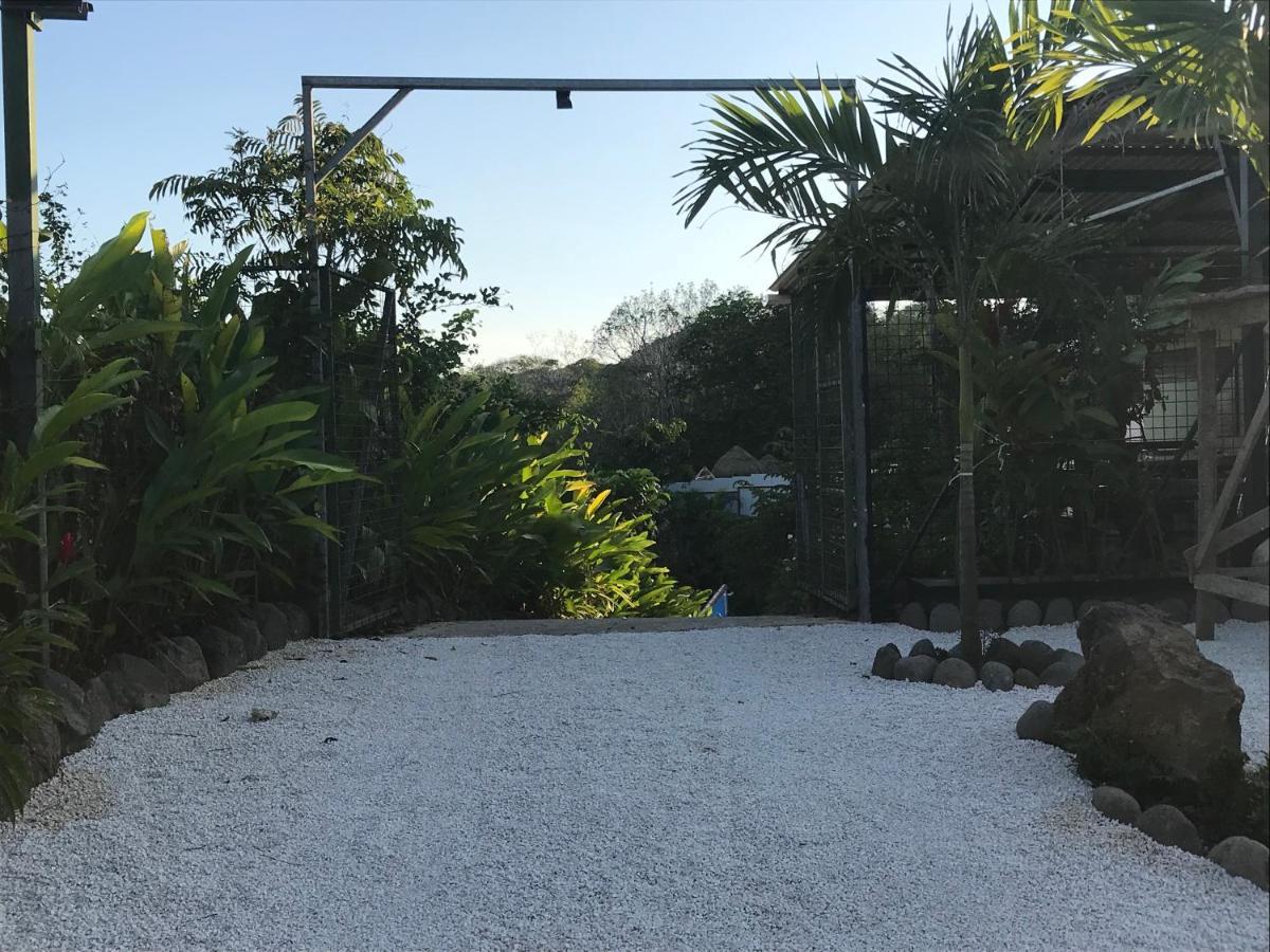 Flor De Paraiso Bungalows Montezuma Exterior photo